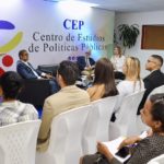 Luis Abinader resalta valor de la educación continua para superar desafíos individuales y sociales