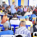 Abinader dice autoridades no cumplen ni hacen cumplir leyes. #PonteEnEsto #PRM