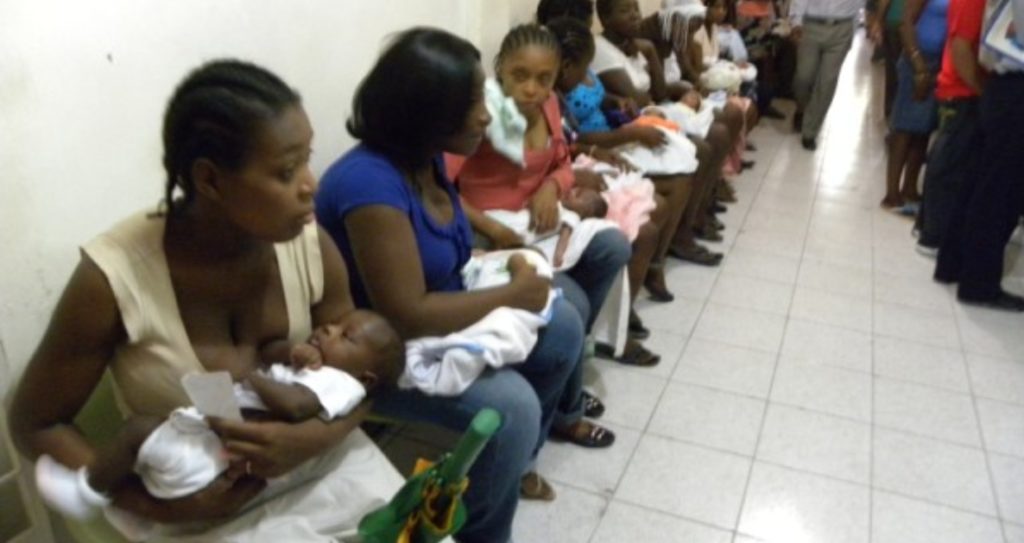 En República Dominicana nacieron 123,950 hijos de padres haitianos en siete años