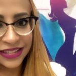 Katy Báez realiza actividad para las Madres