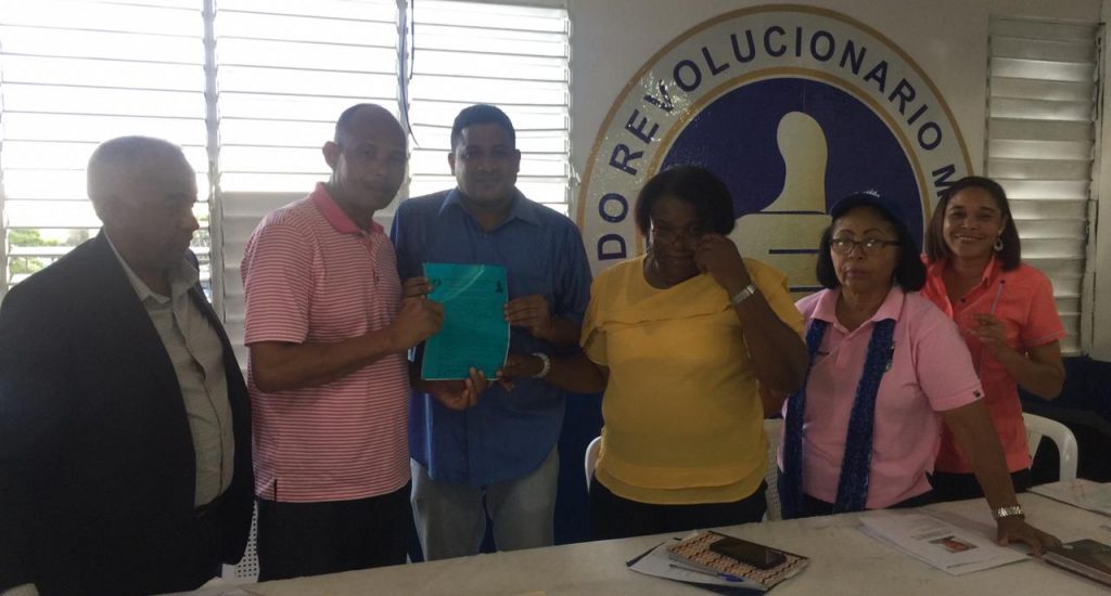 Amílcar Carrasco se inscribió para diputado SDE circunscripción  3 en el @PRM_Oficial