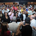 Hipólito Mejía @PRM_Oficial junto a la Dirección Nacional del equipo de Mujeres H20