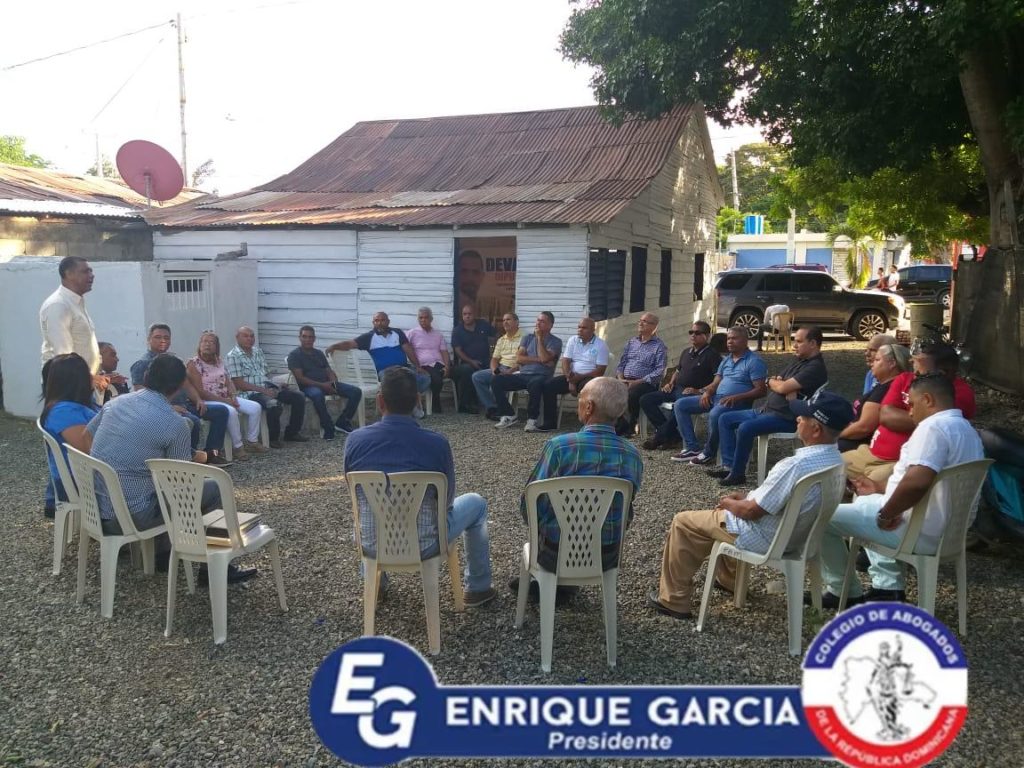 Galería: Dr. Enrique García @PRM_Oficial realiza encuentro con sus colegas abogados en Tamboril
