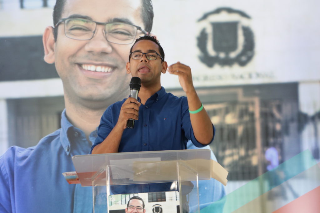 Jhonatan Liriano será candidato a diputado del @PRM_Oficial en provincia Santo Domingo