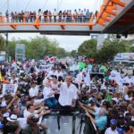 Luis Abinader @PRM_Oficial: Marchamos otra vez, estoy con ustedes.
