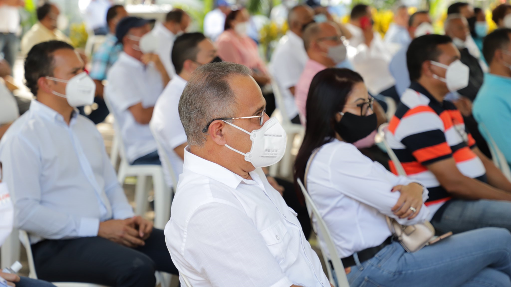 Luis Abinader @PRM_Oficial con productores Agropecuarios en la provincia Espaillat