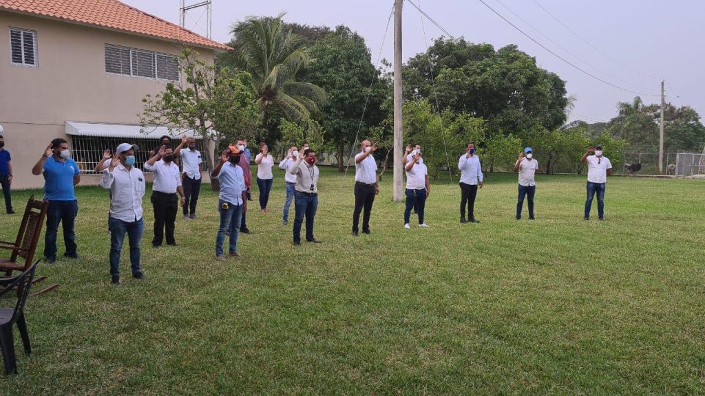 Juramentación 27 jóvenes ingenieros de Moca en apoyo al Luis Abinader y @PRM_Oficial