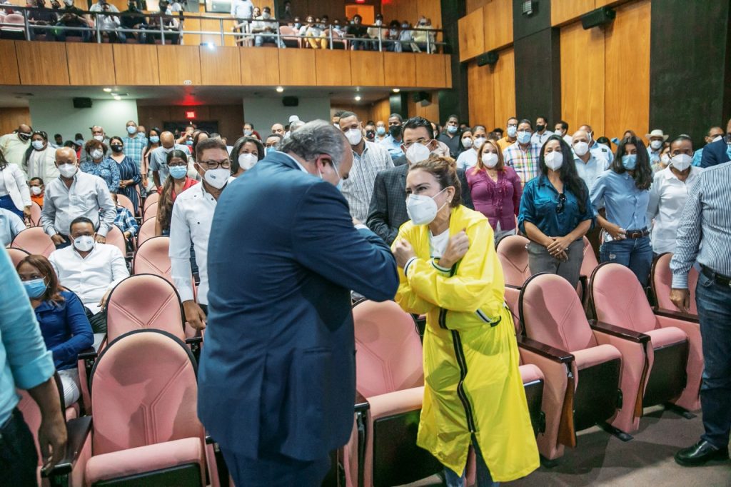 Carolina Mejía @PRM_Oficial respalda propuesta Candidato Senador por MTS