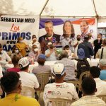 Hipolito Mejía @PRM_Oficial juramenta jóvenes apoyan a Lia Díaz y dirigentes PRD en Azua