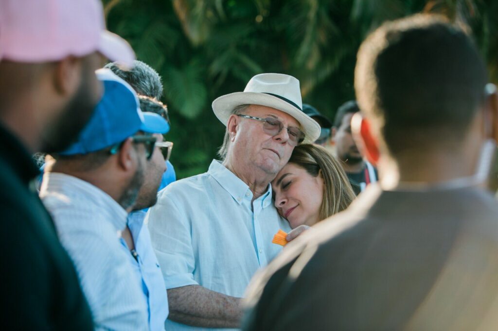 Mensaje @CarolinaMejiaG en el dia de los padres 2020