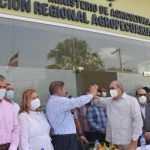 @AgriculturaRD : trabajamos para garantizar seguridad alimentaria del país. Posesiona a Pablo De Moya como director Regional Agropecuaria Norcentral