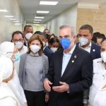 @LuisAbinader visita hospital regional universitario Doctor José María Cabral y Báez en Santiago