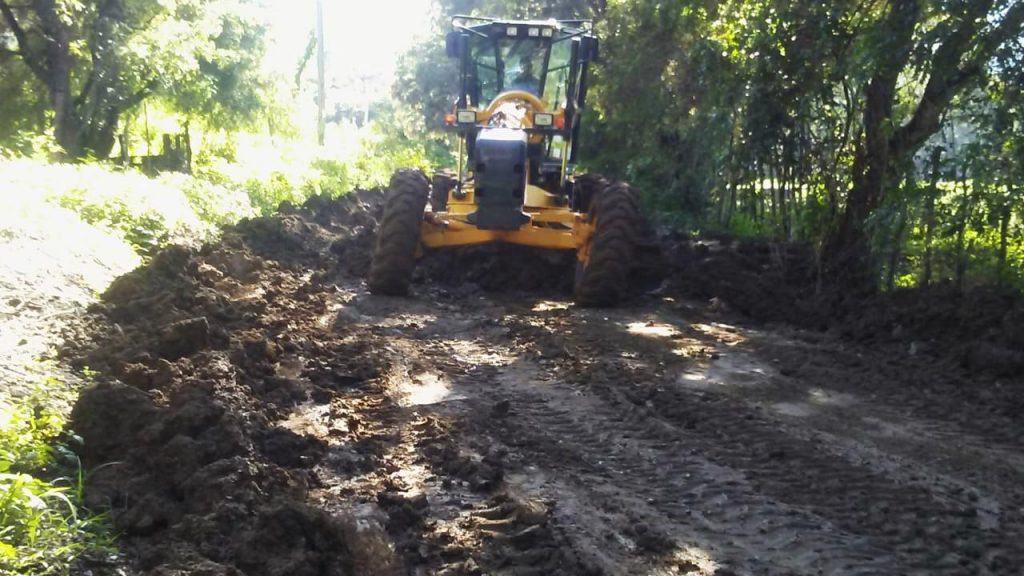 Ministerio de Agricultura rehabilita 39 kilómetros de caminos vecinales