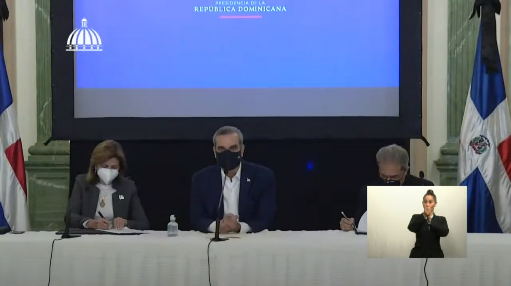 Acto de firma de Acuerdo entre el Gobierno y el @cmdorg