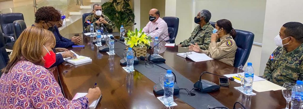 @MDefensaRD Y @SISALRILRD Acuerdan mantener beneficios de salud a militares que pasan a retiro