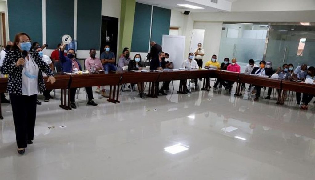 @aduanard recauda más de 35 millones de pesos mediante subasta