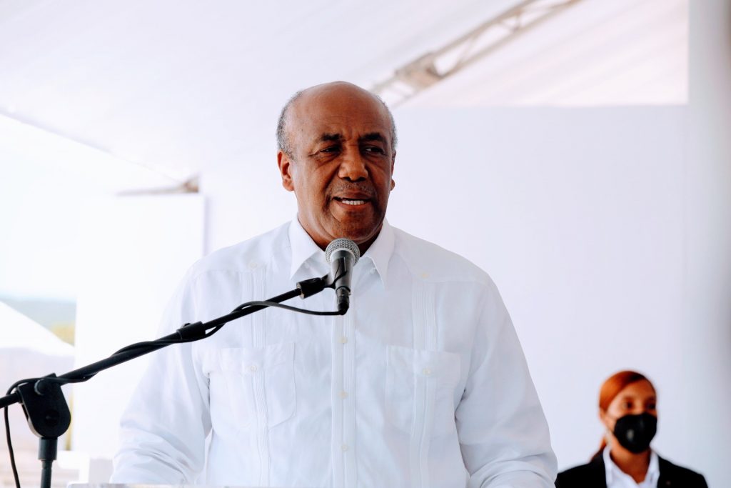 @AntonioAlmont2 Resalta aportes del sector minero a la Economía Dominicana