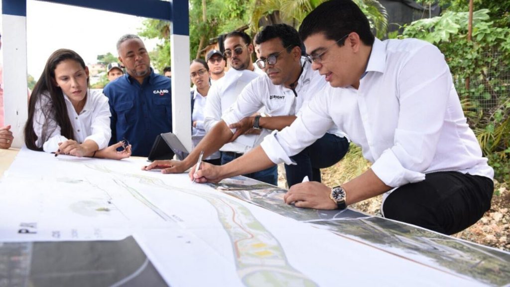 @CaasdRD Sanea más de 4,000 metros de cañadas en el 2022