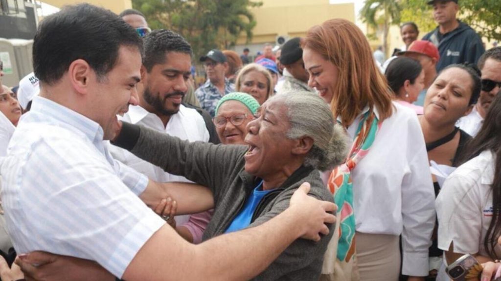 Director de @PropeepGob afirma Santiago vive una verdadera revolución social e irreversible transformación