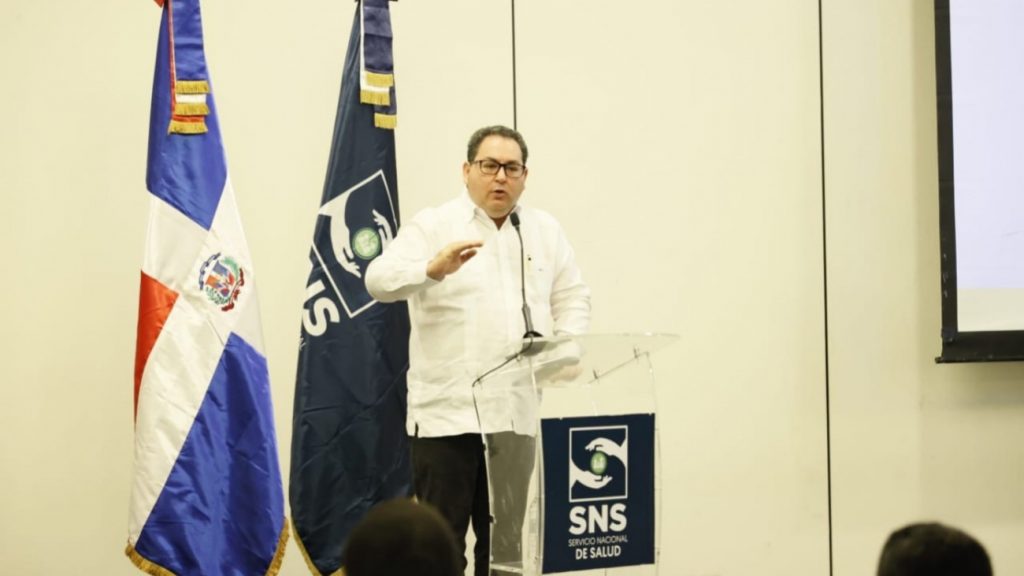 Director @SNSRDO resalta aumento de 15% en prestación servicios hospitales Regional Metropolitana en 2022