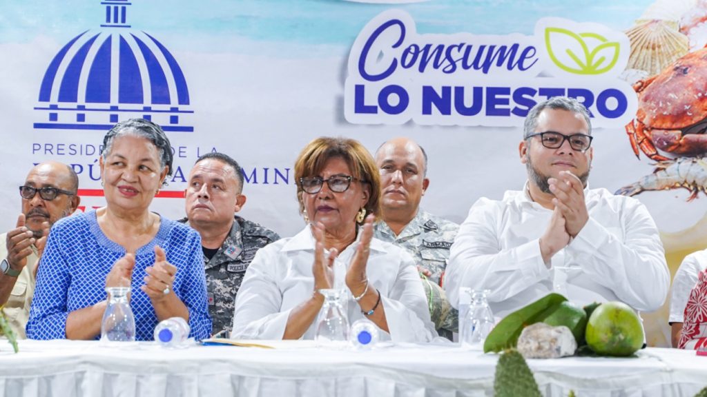 Gobierno @LuisAbinader deja inaugurada Expo Pedernales Consume lo Nuestro 2023