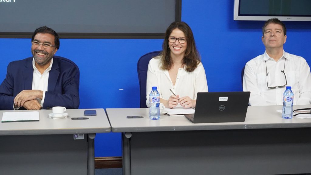 @INDRHIRD y @BancoMundial se reúnen para pasar balance Proyecto Agricultura Resiliente y Gestión Integrada de Recursos Hídricos