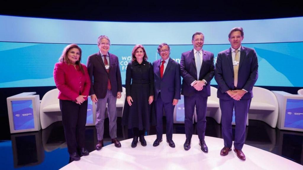 Vicepresidenta @RaquelPenaVice participa junto a jefes de Estado latinoamericanos en panel “Liderazgo para América Latina”