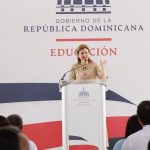 Vicepresidenta @RaquelPenaVice inaugura la escuela Prof. José Antonio Espinal Lugo en Valverde; beneficiará a más de 800 estudiantes