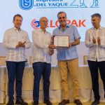 Presidente @LuisAbinader asiste a aniversario Impresora del Yaque