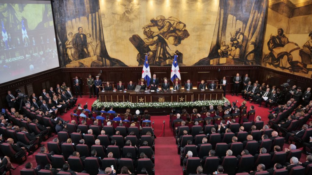 Presidente @luisabinader destaca solidez económica del país con un PIB en 2022 de 4.9 %, superior al promedio de América Latina