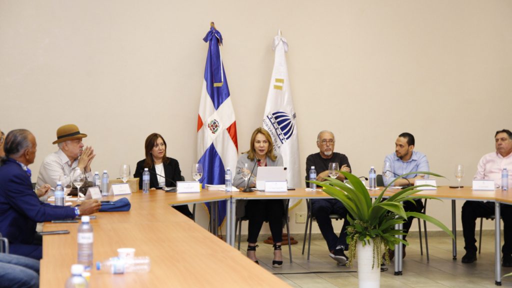 @MiculturaRD Realiza primer diálogo cultural con participación de observadores de la @EspacioOEI