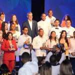 @luisabinader encabeza entrega del Premio Nacional Juventud