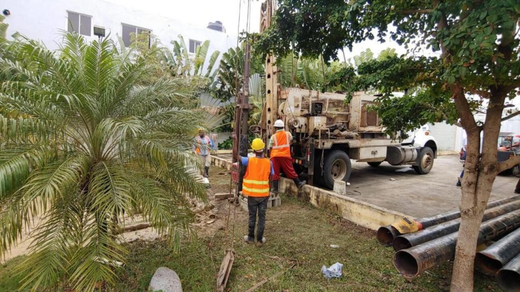 @INDRHIRD Abastece de agua a cinco escuelas de Tamboril, Santiago; 5,000 alumnos beneficiados