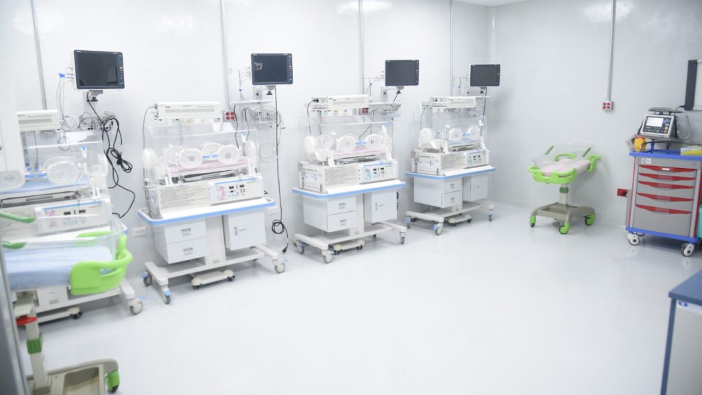 SNS deja en funcionamiento UCI adulto y neonatal en Hospital Ciudad Juan Bosch, en beneficio de más de un millón de habitantes