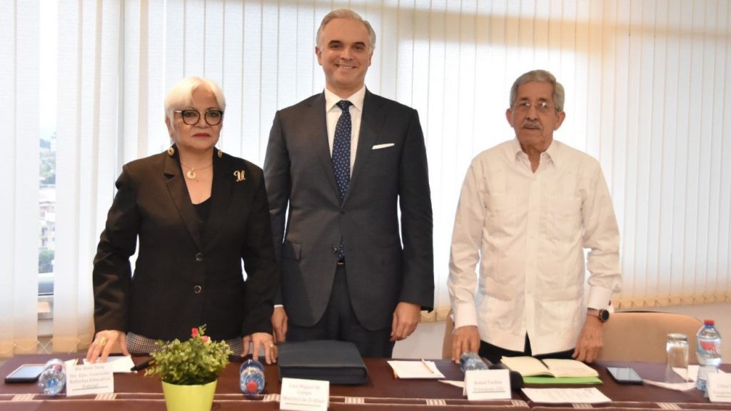 Ministro de Trabajo afirma en pocos meses habrá propuesta para reforma de Código de Trabajo