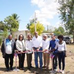 Gobierno @LuisAbinader lleva luz a 47 familias del Batey Don López en Hato Mayor