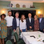 @CarolinaMejiaG y Parte Gabinete ejecutivo @PRM_Oficial sostuvo una reunión de trabajo con @FES_Caribe Gilbert Kluth