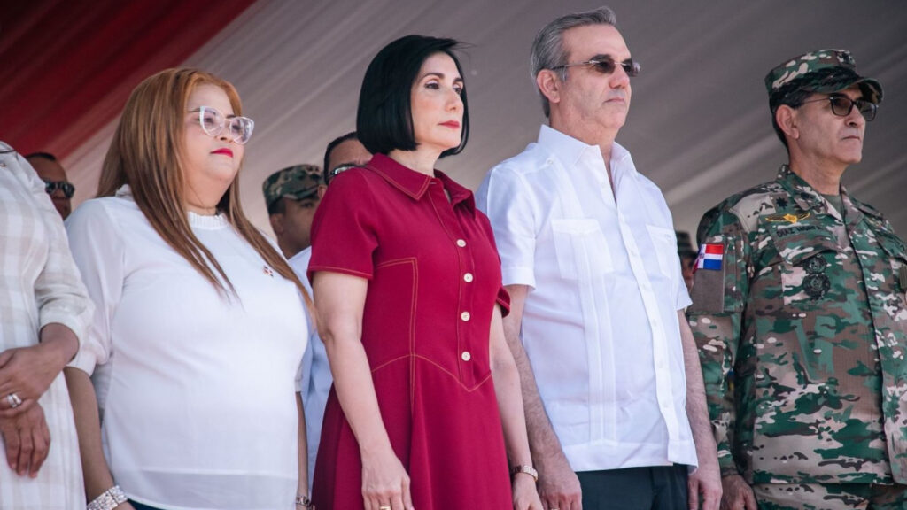 Presidente @LuisAbinader encabeza acto conmemoración 179 aniversario batalla del 19 de Marzo