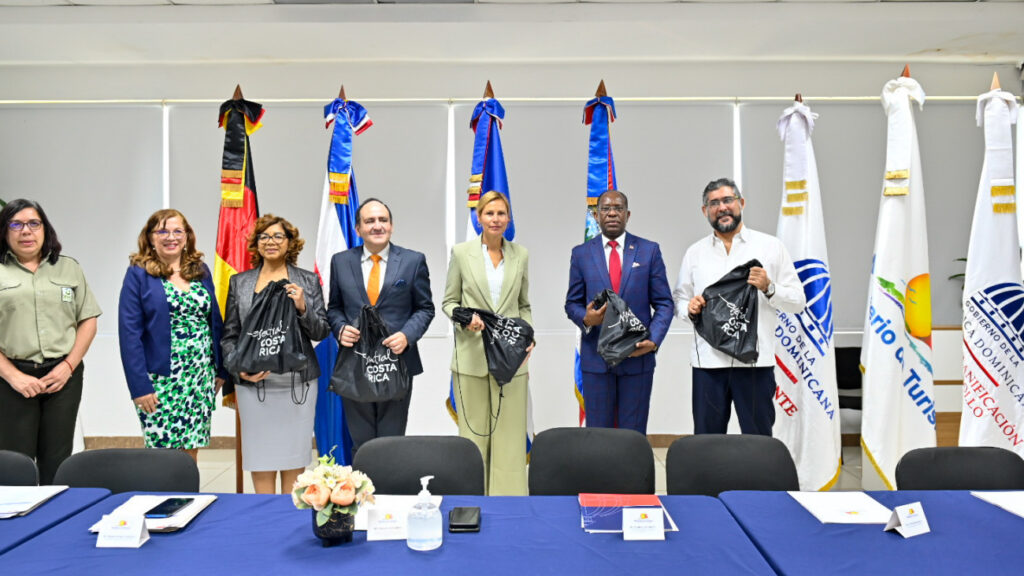 Costa Rica y RD inician proyecto de conservación de áreas protegidas en destinos turísticos