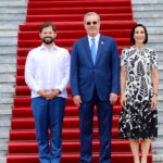 Presidente @LuisAbinader recibe a su homólogo de Chile, Gabriel Boric en el Palacio Nacional