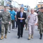 <em>Barbara</em> A. <em>Feinstein</em> Subsecretaria adjunta EE.UU. y militares recorren frontera