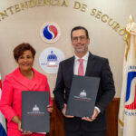Superintendencia de Seguros y Cámara de Comercio de Santo Domingo firman acuerdo intercambio de información