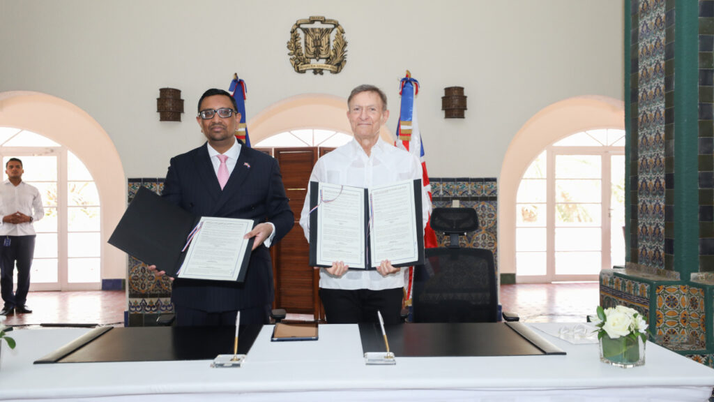 República Dominicana y Reino Unido firman Declaración de Intención para cooperación en materia de defensa, seguridad y gestión de crisis