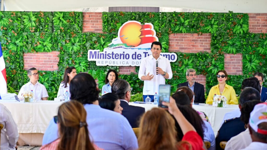 @TurismoRD inicia restauración del Alcázar de Colón, Puerta de la Misericordia y Museo de las Casas Reales
