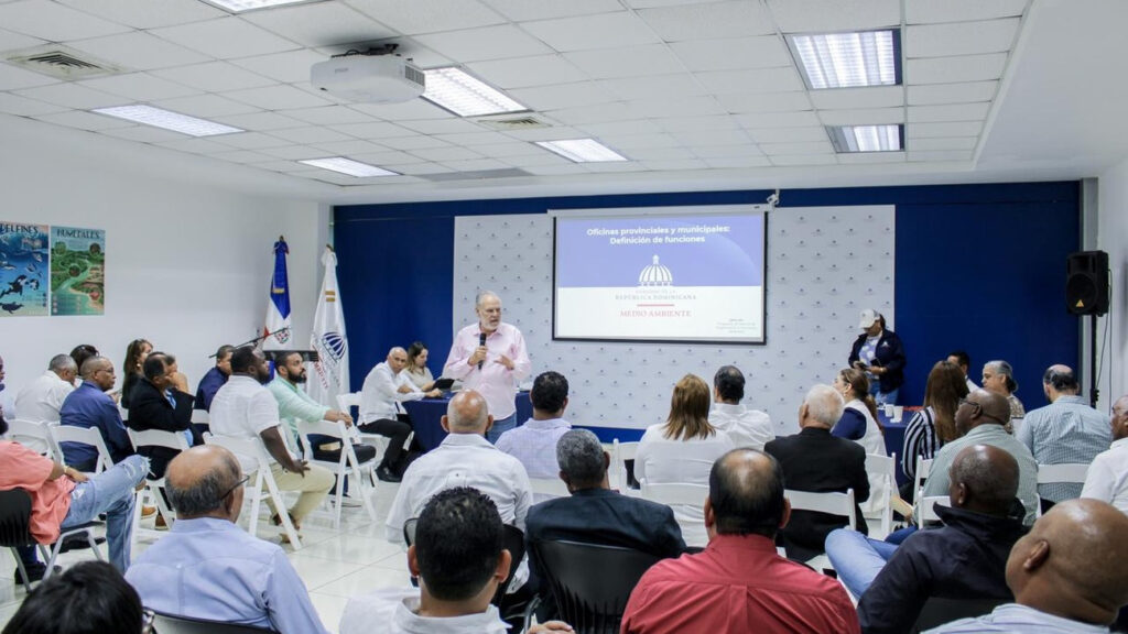 Ministerio de @ambienterd fortalecerá las labores de protección de los recursos naturales en todas las provincias