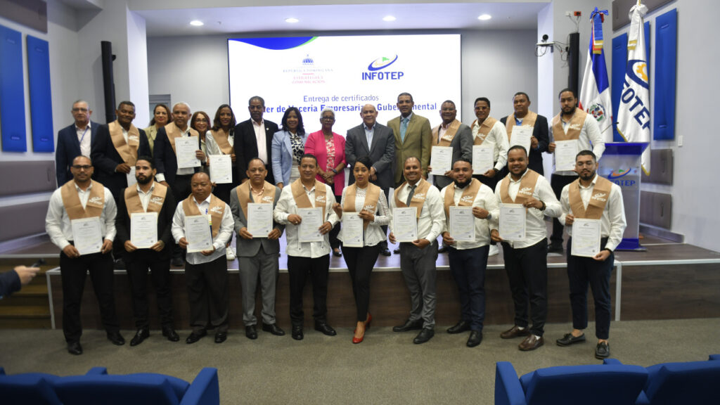 @InfotepRD y DIECOM concluyen segundo taller de vocería empresarial y gubernamental