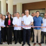 Presidente @luisabinader inaugura Hospital Municipal de Esperanza Dr. José Fausto Ovalles y en Mao el puente Gregorio Aracena