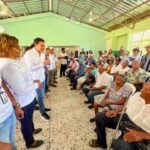Gobierno asiste familias vulnerables de Duvergé y Oviedo con jornadas “Primero Tú”
