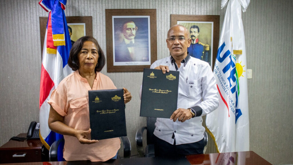 UTEPDA firma acuerdo con el Centro Campesino LEMBA para apoyar el desarrollo y el enfoque creativo en las comunidades