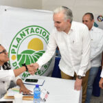 Ministro de Trabajo @LMDECAMPS dice feria de empleos en Monte Cristi reafirma compromiso del Gobierno en crear más y mejores oportunidades para los dominicanos